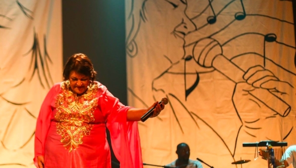 Verônica Padrão faz show em tributo a Mercedes Sosa nesta quinta na Confraria; veja como comprar ingresso